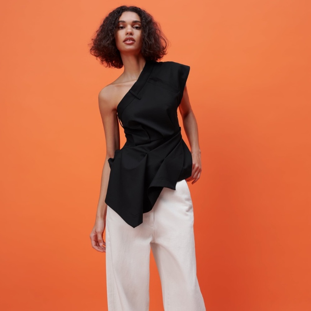 Zara Limited Edition Black Asymmetric Top